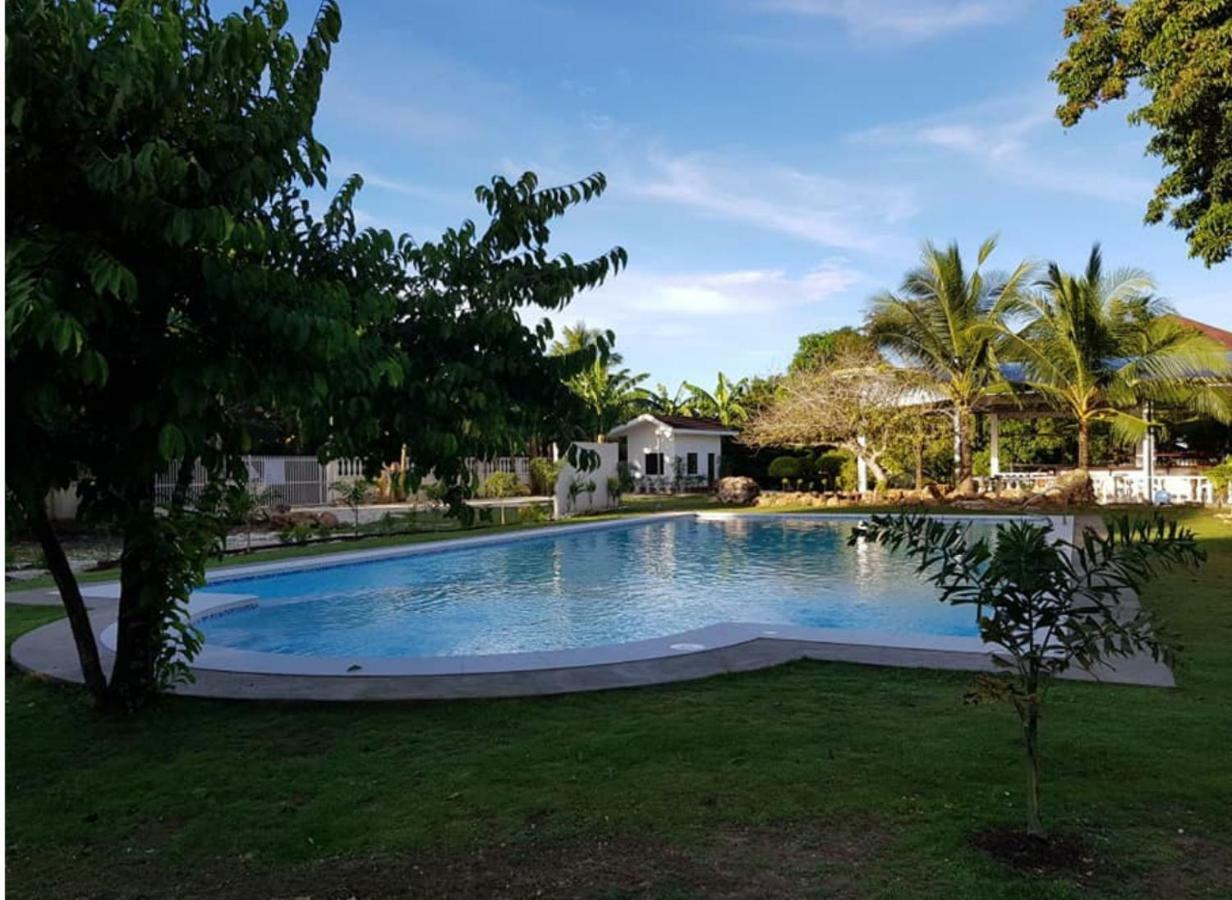 Medellin Seaview Inn Buitenkant foto